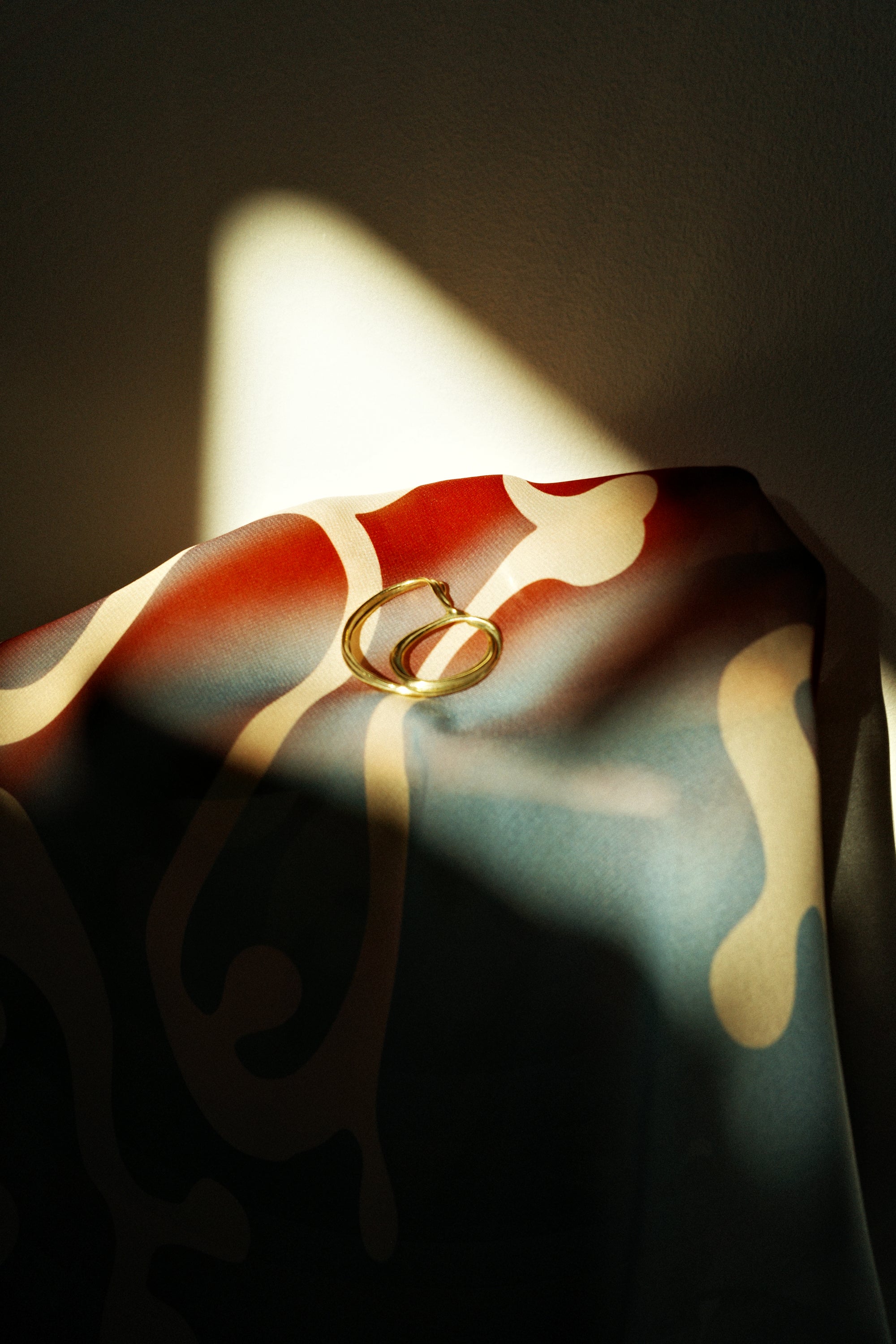 Scarf & Sculpted Ring Set : Daniela Doe X Crush Jewel - Designed & Made in Malmö & Barcelona
