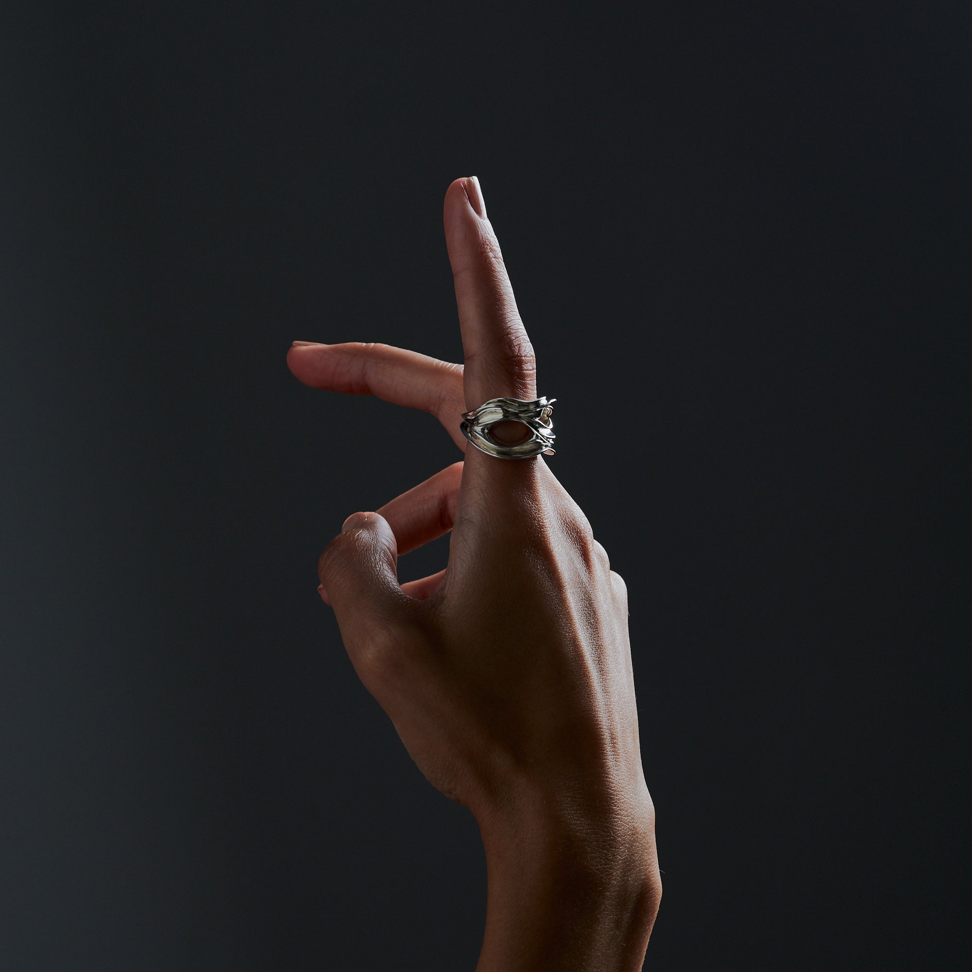 Wave 01 Ring - Handmade in 925 Silver