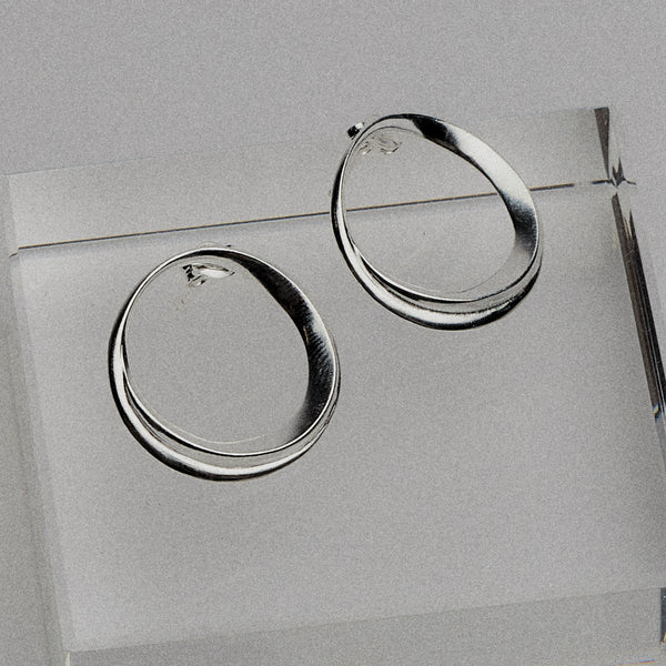 Circle Wave Earrings