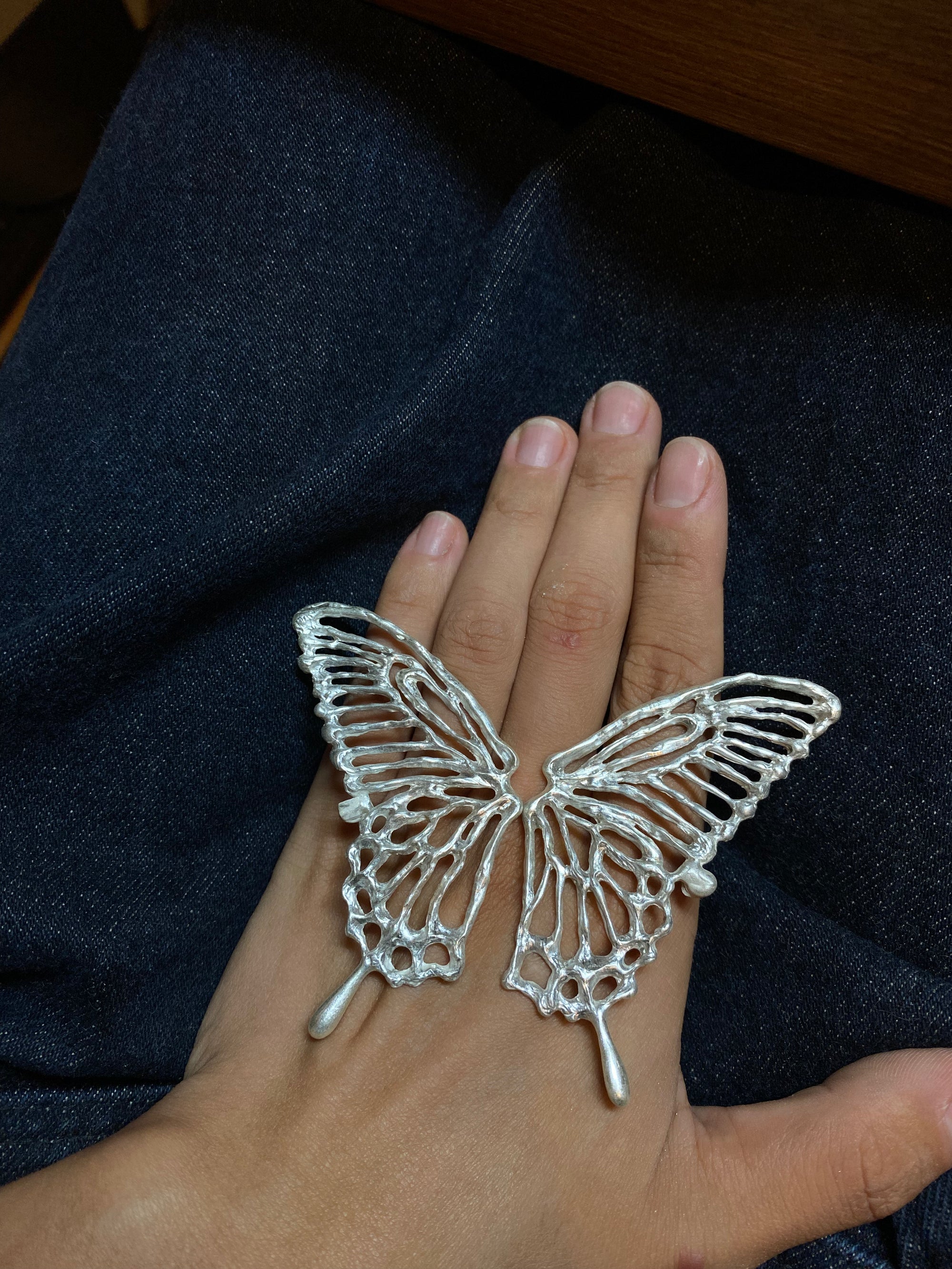 Taller de dibujar con cera fundida · Barcelona · Reserva online